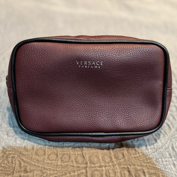 Versace Bags Nwot Versace Exclusively For Qatar Airways Toiletry